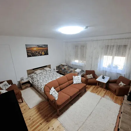 Zoeld Orom Vendeghaz Kerkaszentkirály